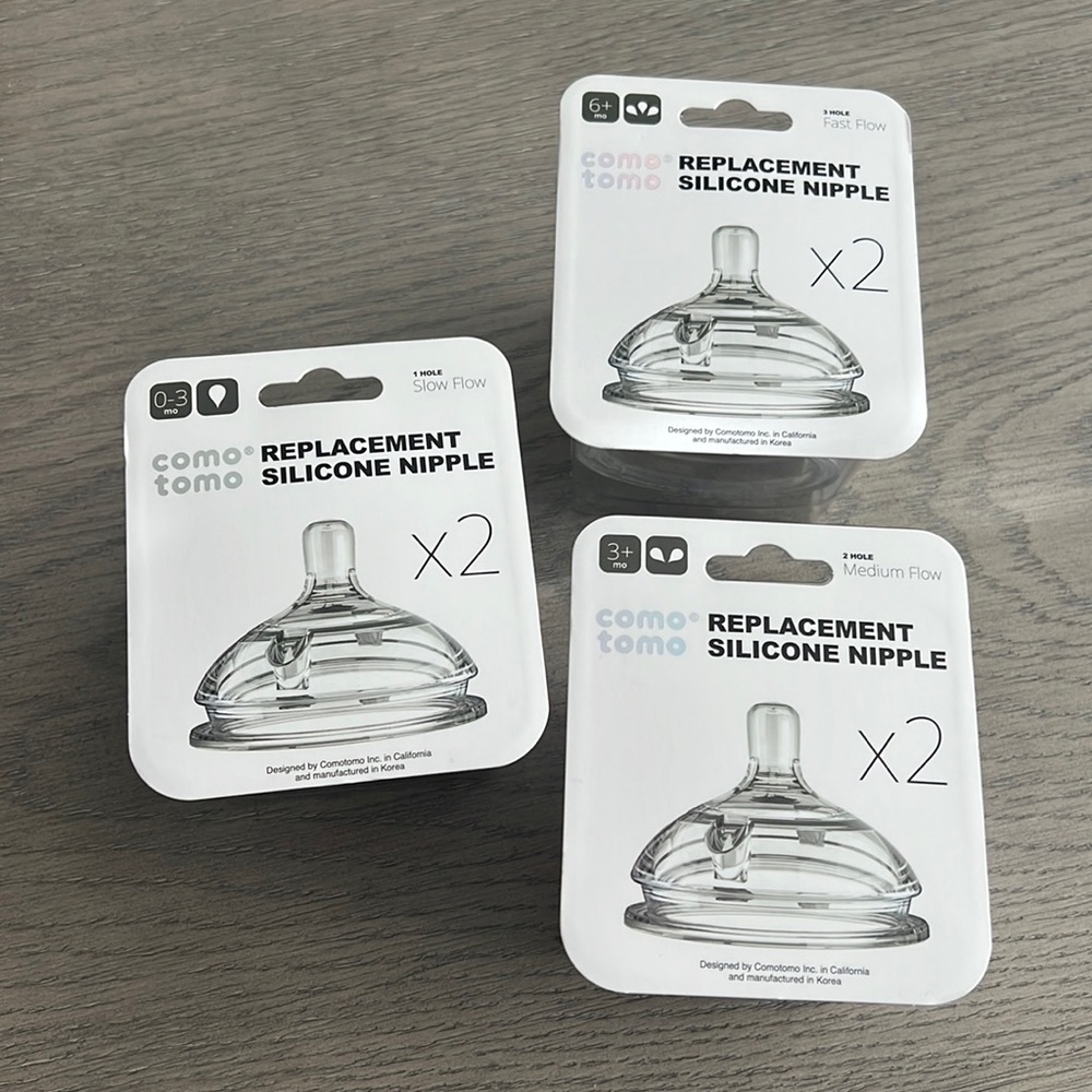 New & never used Comotomo replacement bottle nipples
